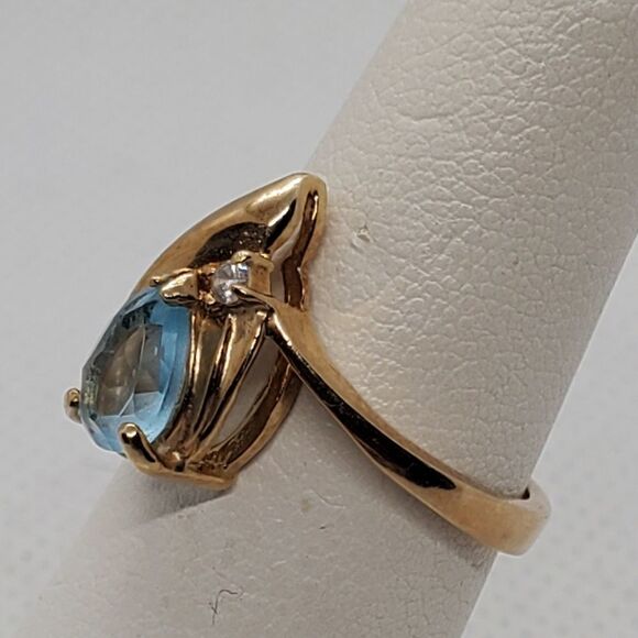 Vintage Gold Tone & Blue Ring - Picture 4 of 7